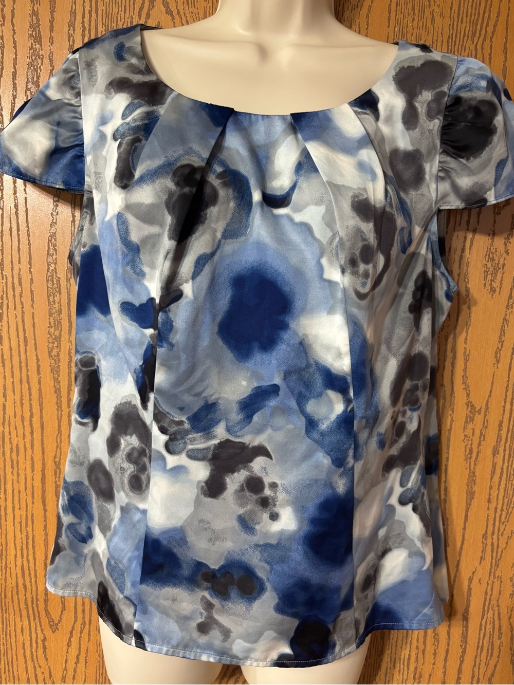 Ann Taylor Blue and Gray Watercolor Short Sleeve Blouse